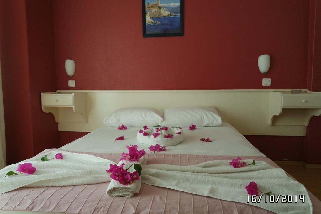 Villa Dedem Hotel フォチャ 部屋 写真